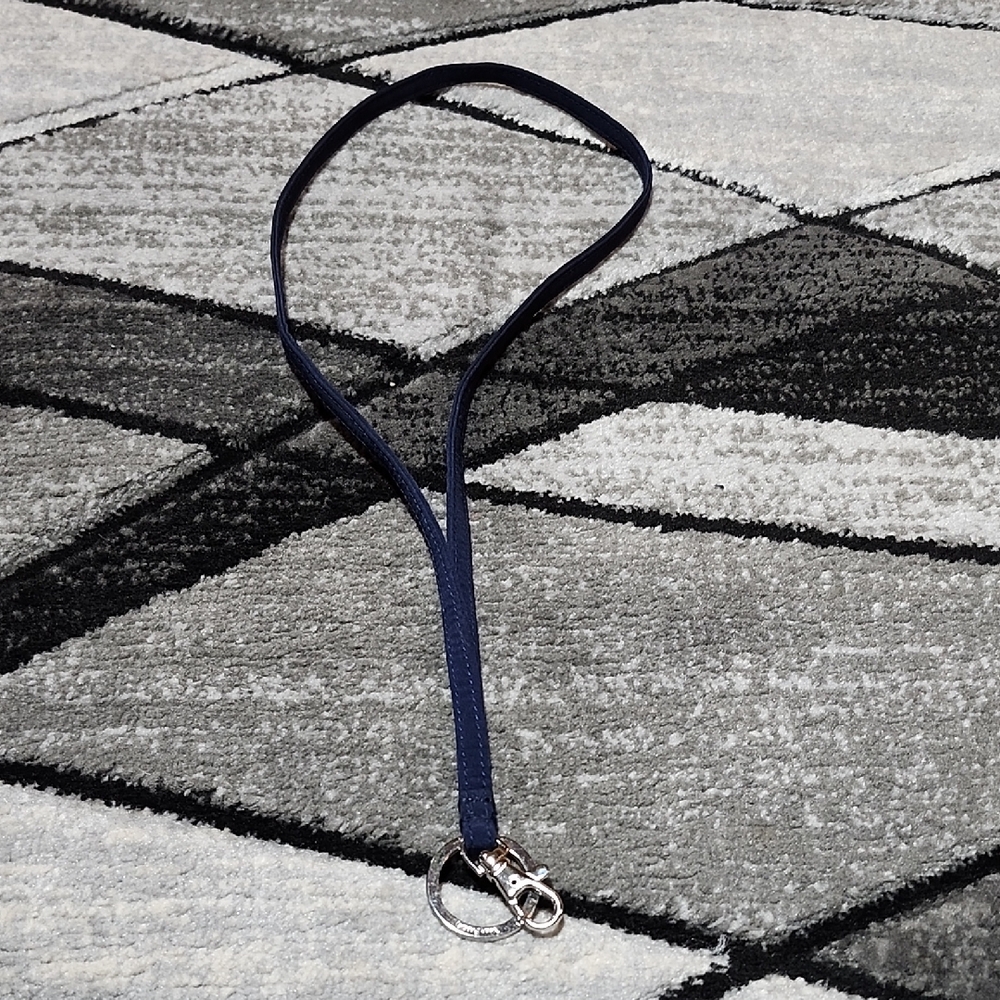 VERA BRADLEY NAVY BLUE MICROFIBER LANYARDS